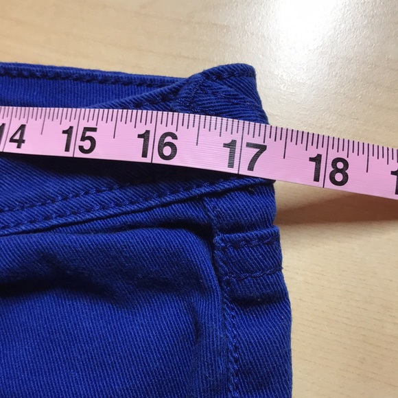 Almost Famous Shorts Size 13 - Picture 5 of 7